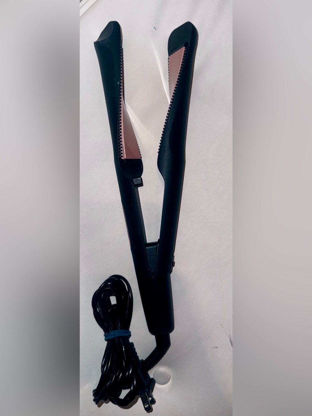 Black and rose gold 2 in 1 straightener and curling iron - Picture 3 of 5